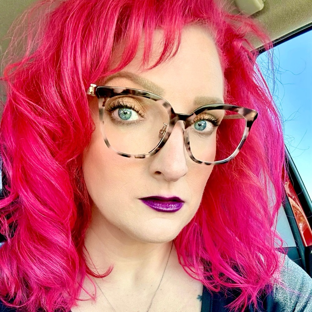 Meet your Posher, Heidi